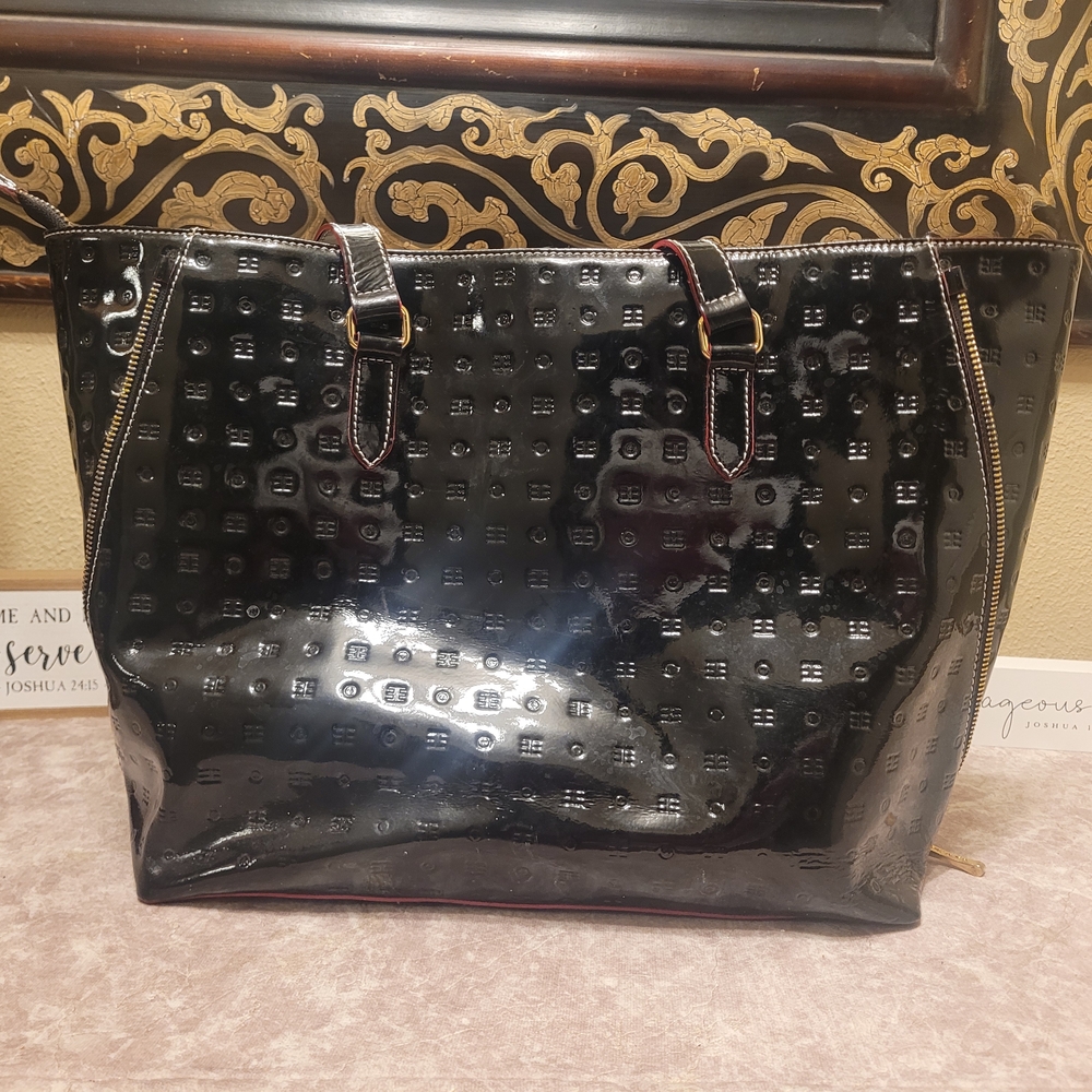 Arcadia Black Patent Leather Tote with Woven Texture